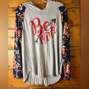❤️ Valentine’s Floral Sleeve Gray Hoodie with 'Be Mine' Print